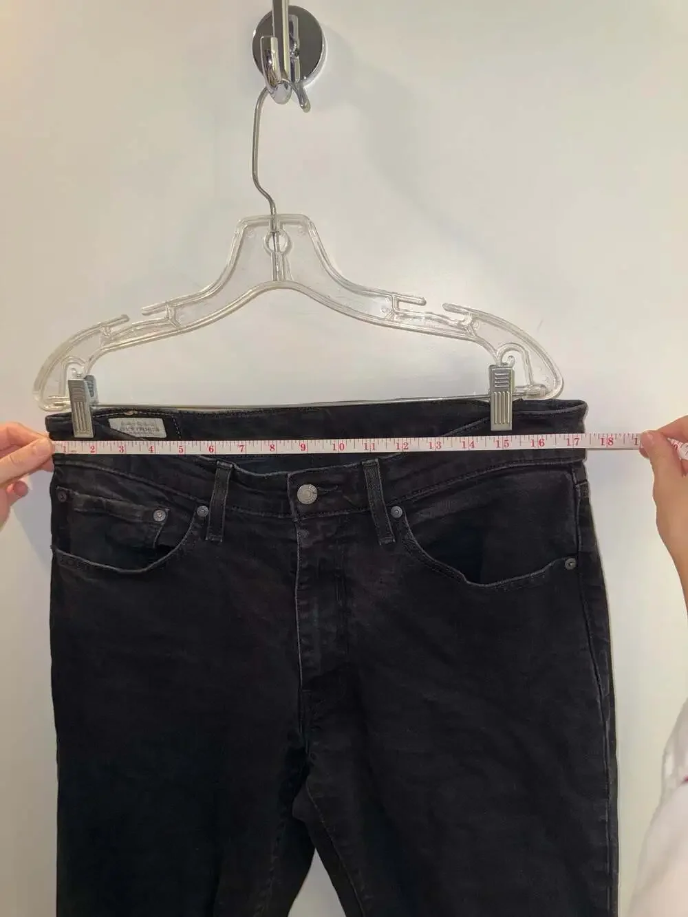 Levi's 541 Athletic Taper Black Jeans W34 L32